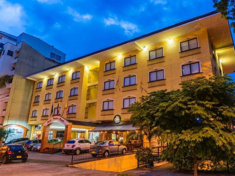 Hotel Pinares Plaza Pereira Exterior photo